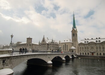 Weisse Weihnachten im Flachland: Wie wahrscheinlich ist der Traum vom Schnee? ❄️🎄
